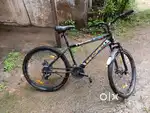 Avon cycle It has 21 gears and 2 disc brakes