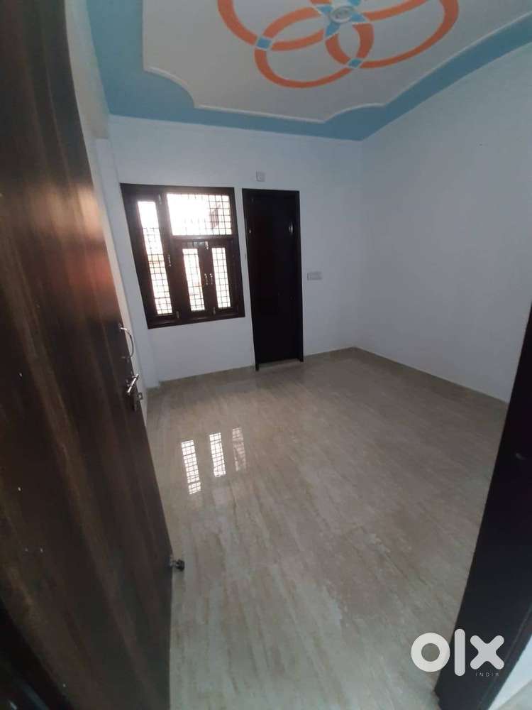 2 BHK Flat Connected to west metro n market with free 200 units