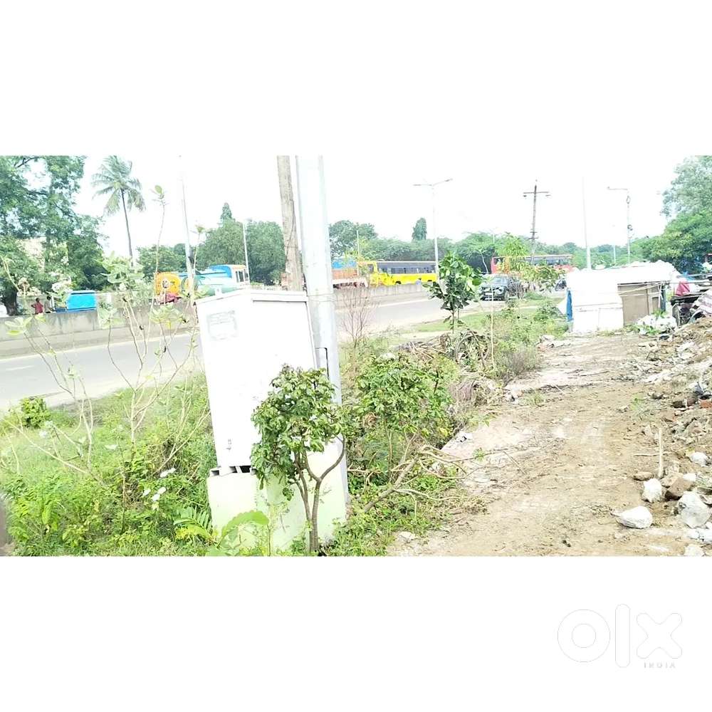 COMMERCIAL LAND ON BUSY ROAD
