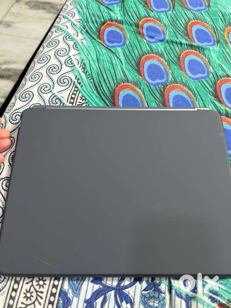 Ipad air 13 inch m2 - 100% battery health