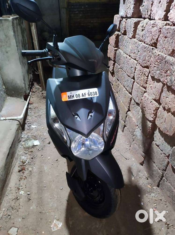 HONDA DIO SCOOTER FOR SALE IN GOOD CONDITION AT RAJIWADA NAKA, T&D RTN