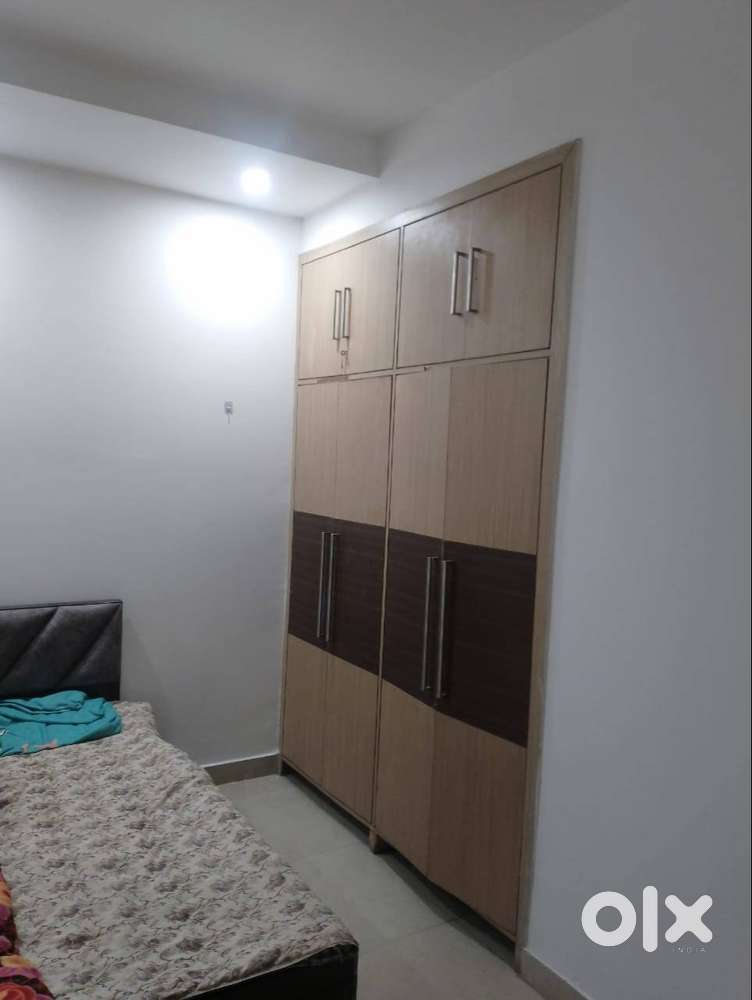 3BHK Fully Furnished Luxury Apartment Imperial Tower