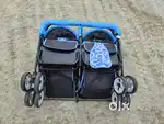 Twin Stroll