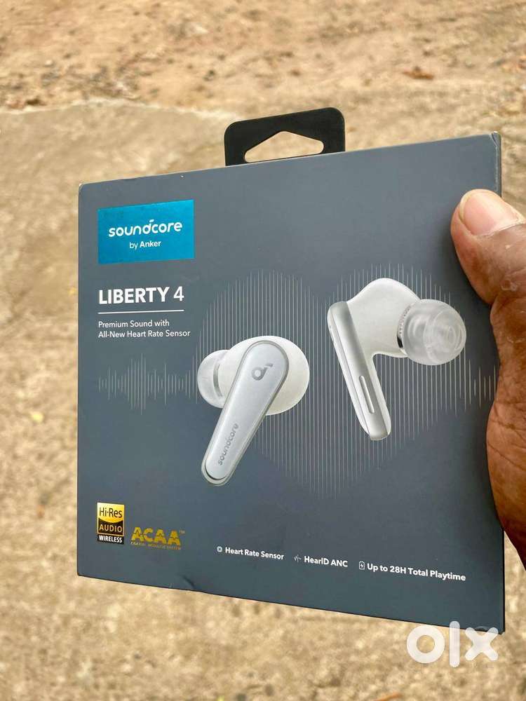 USED SOUNDCORE LIBERTY 4 IS FOR SALE