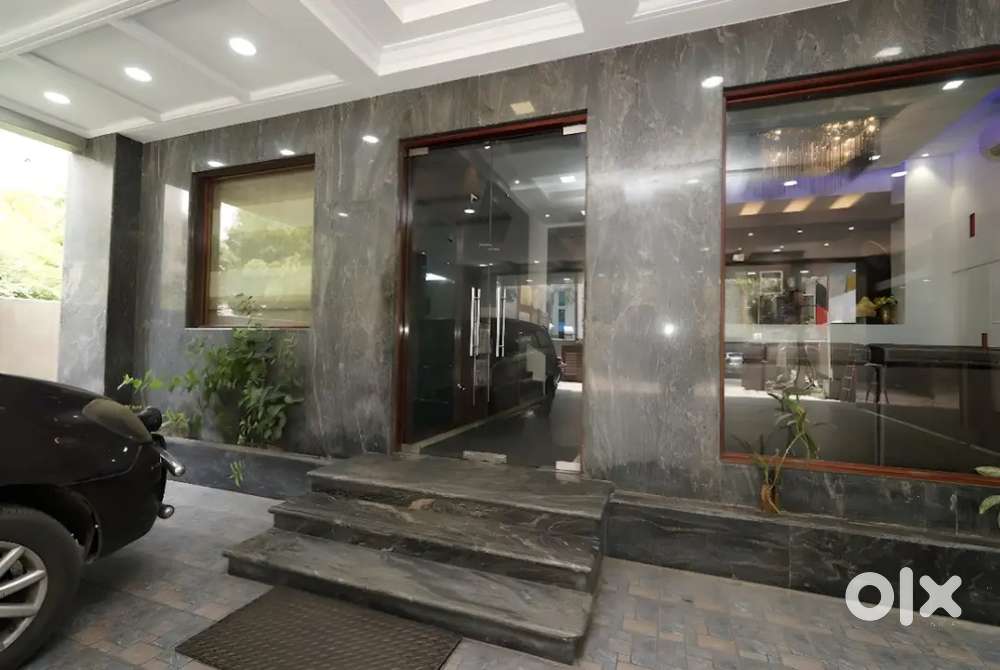 Pg receptionist