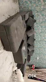 L size sofa 5 seater 6month old