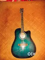 Gibson guitar urgent sale full ok condition without any scratch
