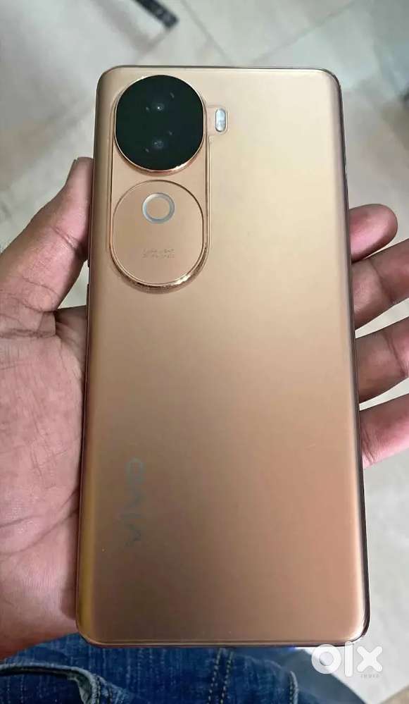Vivo V40 E 5 month old