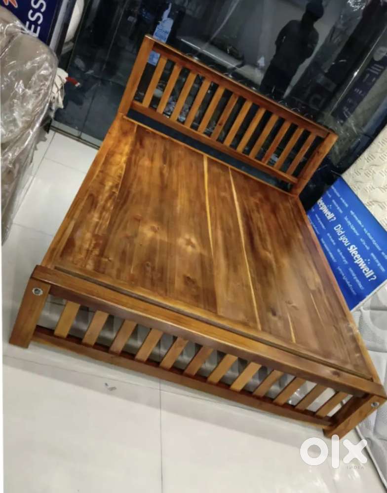 Wooden cot queen 75 x 60