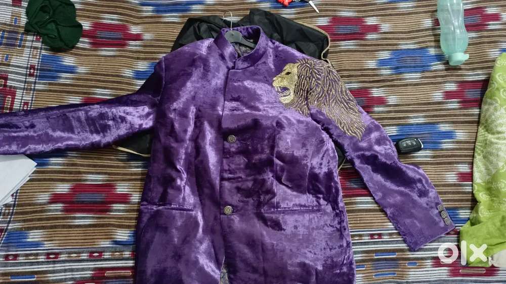 Purple colour jodhpuri suit ( with same colour pant of size L)