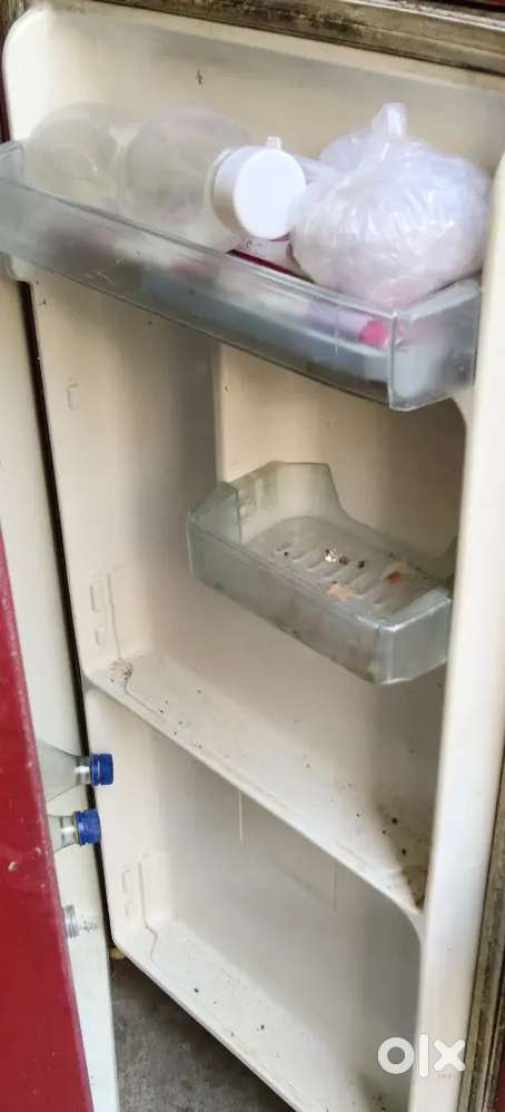 Samsung 180 ltr refrigerator