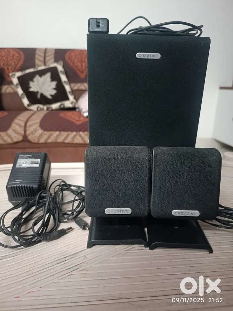 Creative 2.1 Speakers with Adjustable Bass