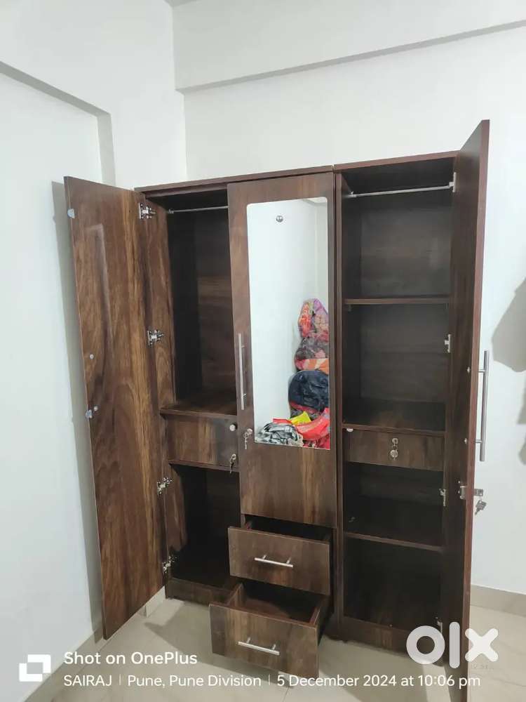 Brand New Furniture from  3 doors Wadrobes