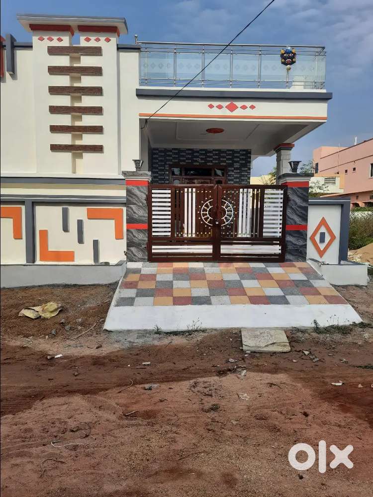 Semi furnished deluxe house