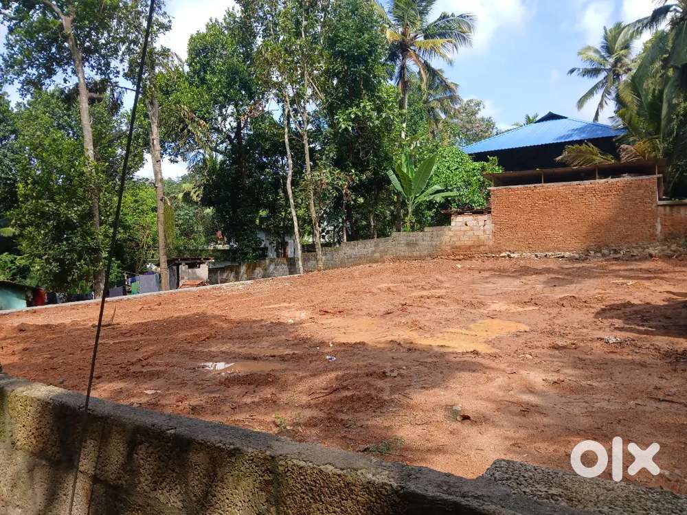 9.5 സെൻറ് സ്ക്വയർ ഹൗസ് പ്ലോട്ട് വില്പനയ്ക്ക് ലോറി സൈറ്റ്