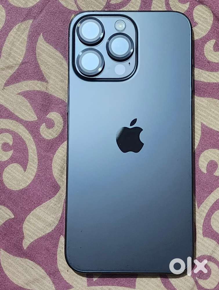 Iphone 15 pro max 256 display changed LCD ,87% battery health