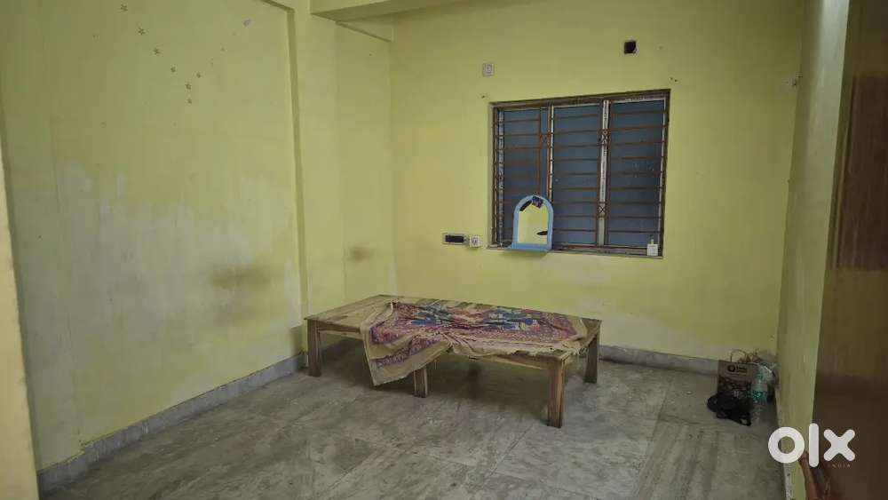 One bhk room available