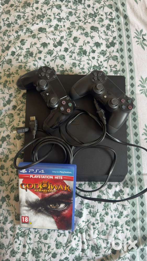 Ps  4 slim