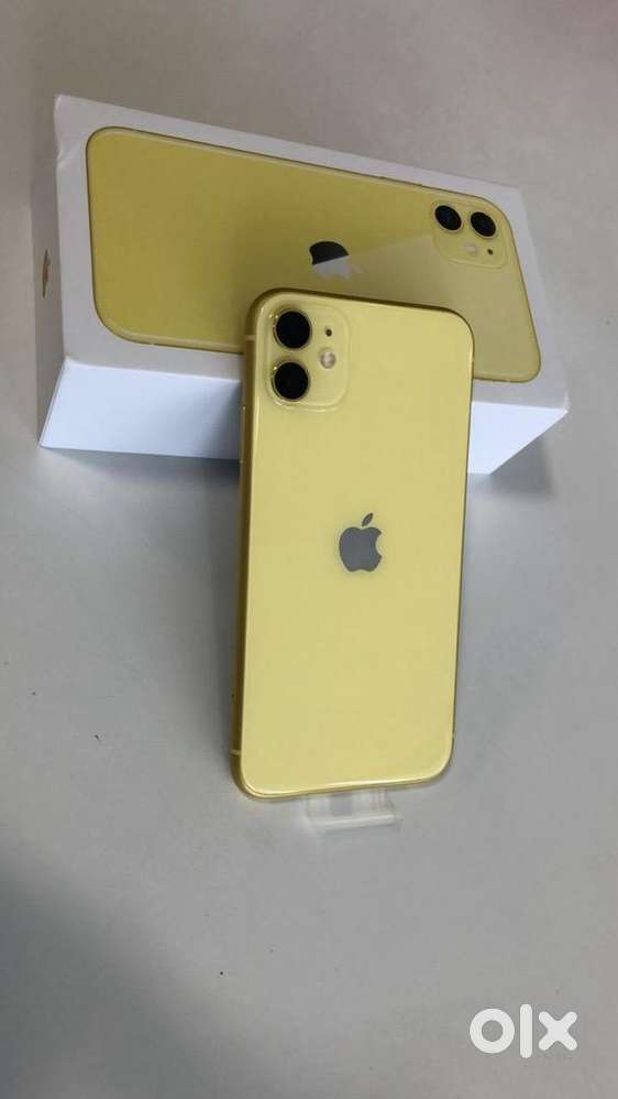 Sales iPhone 11 .128gb with bill box warranty data cable adopter.