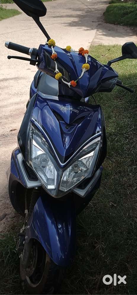 Ronflant robust model electric scooter in new condition