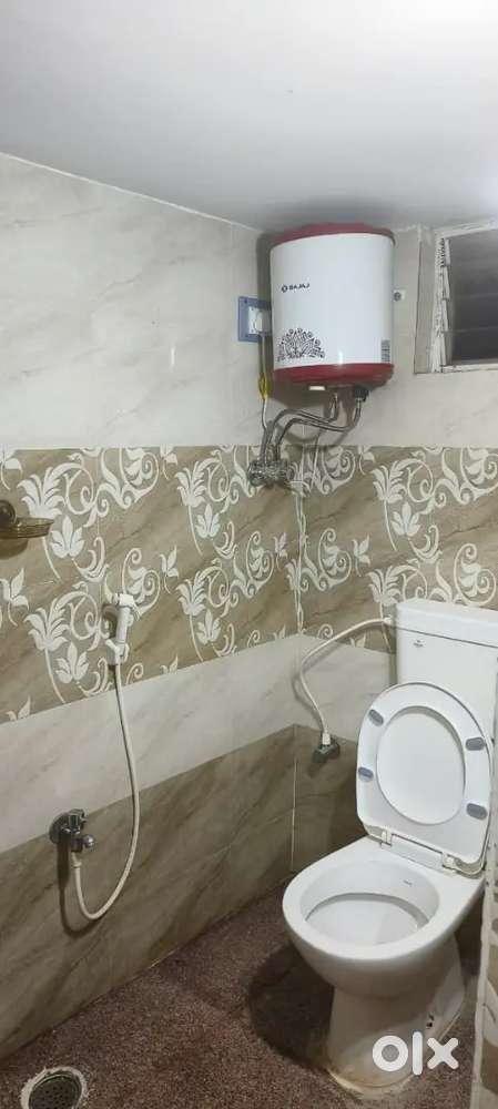 Single room with attached bathroom no kitchen