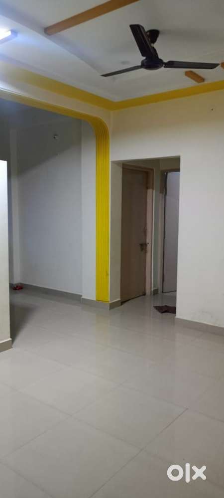 2 BHK Unfurnished Flat for Rent