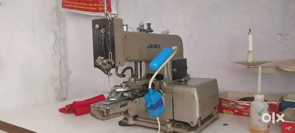 Juki LBH-761kaja machine and Juki Button machine