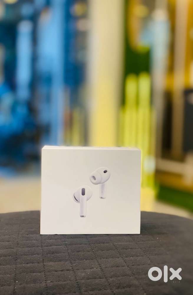 AIRPODS PRO3 SEALED WITH ONE YEAR APPLE WARRANTY