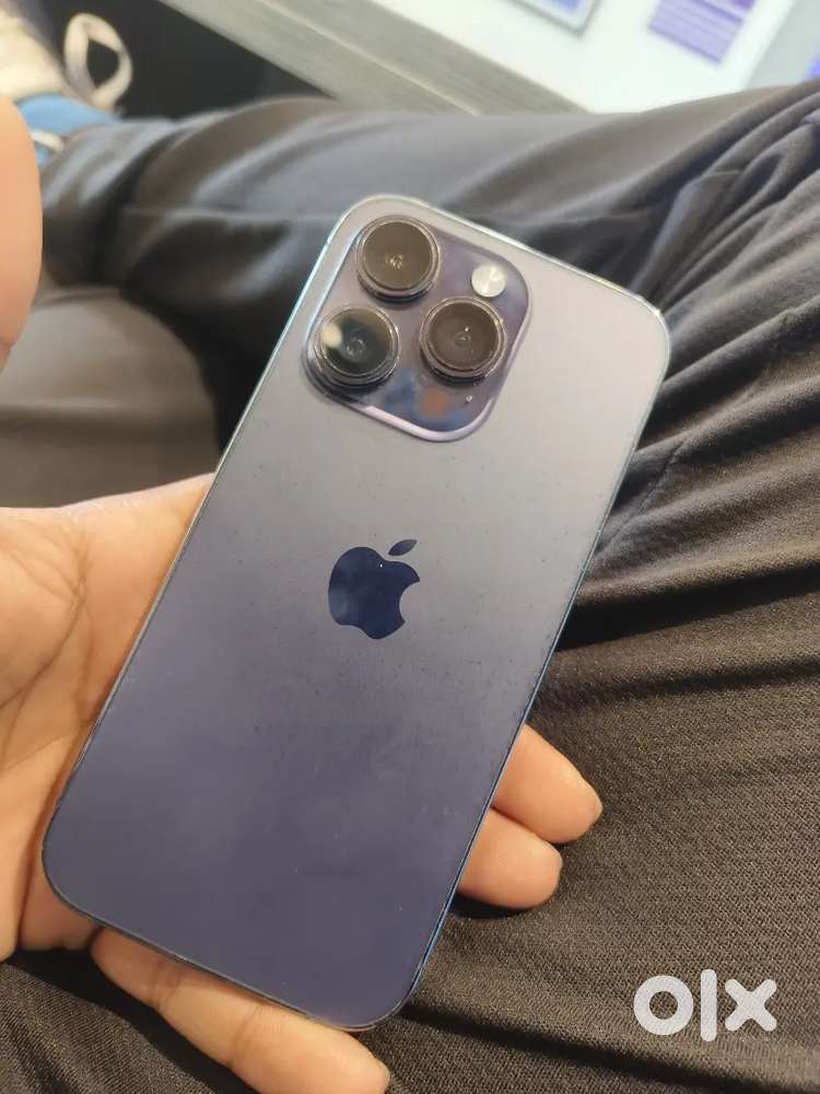 iPhone 14 pro 256 gb water resistant