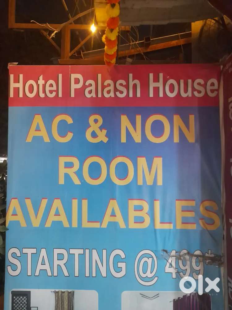 Hotel recaption ki job he