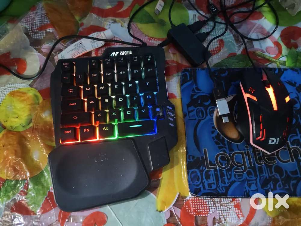 Mere ko time nahi milta game wagera khelne ka isliye bech raha hu