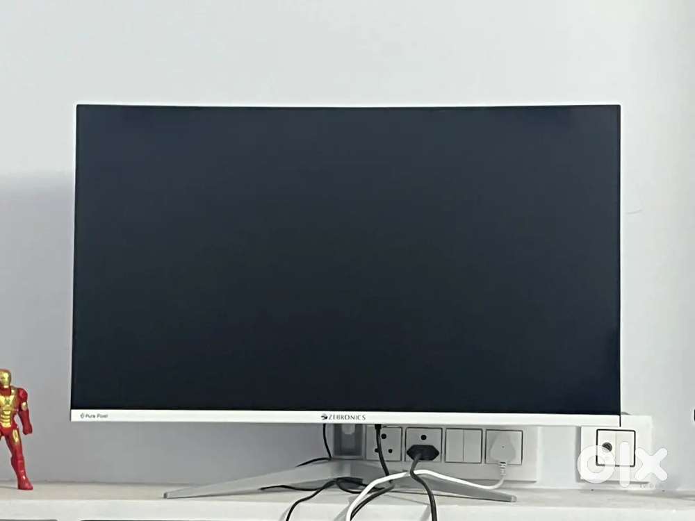 Zebronics curved monitor 32 inches