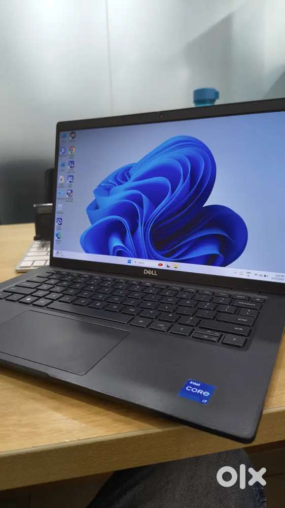 Dell latitude 7420, i7 11th gen 16 gb ram 512 SSD on sale