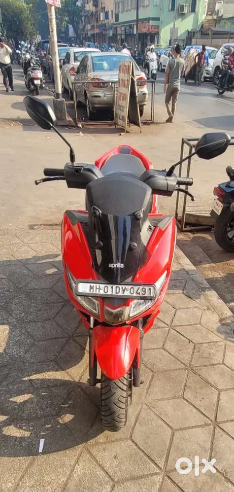 AMAZING CONDITION SXR160
MODEL= 2021/ FEB
MACKWHEEL DISK BREAK
METALLI