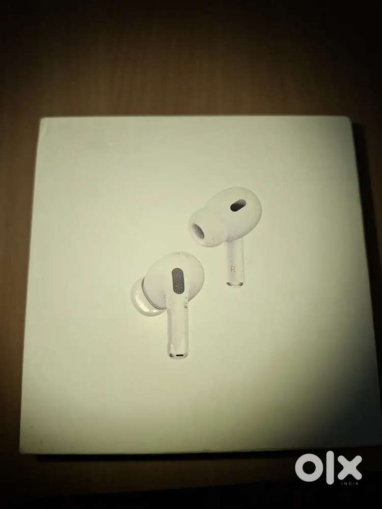 Today opening Apple Airpods 2 Pro