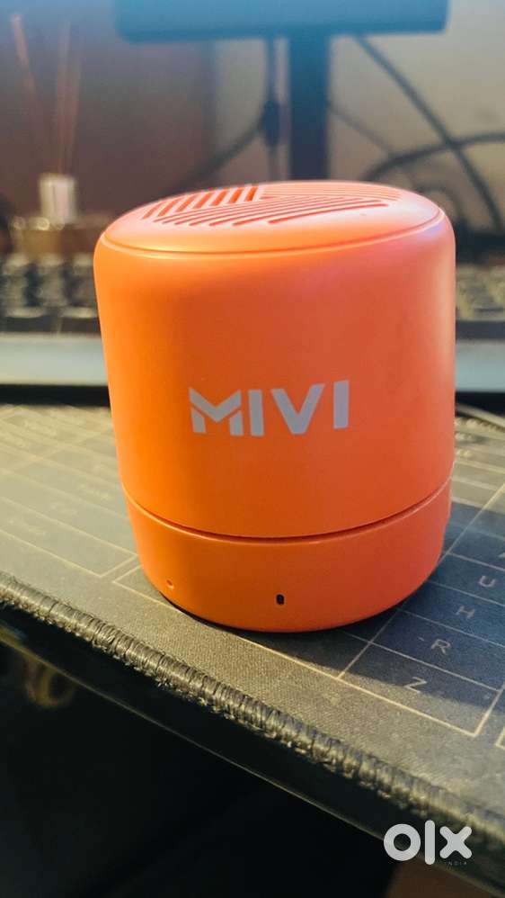 Mivi Play 12hrs - Orange bluetooth speaker