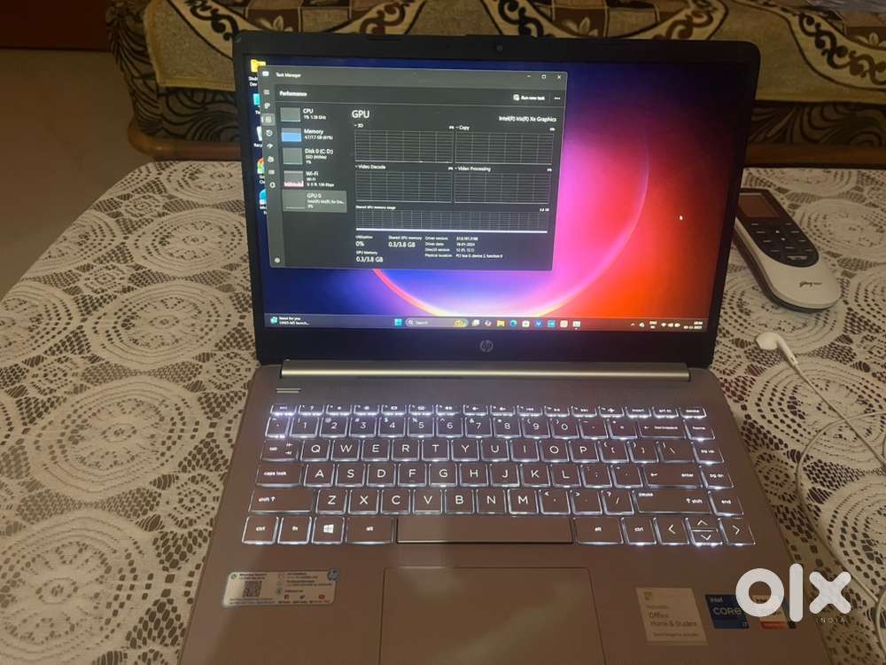 Hp Laptop  core i7   11th gen , 8 gb ram , 512gb ssd , intel iris XE