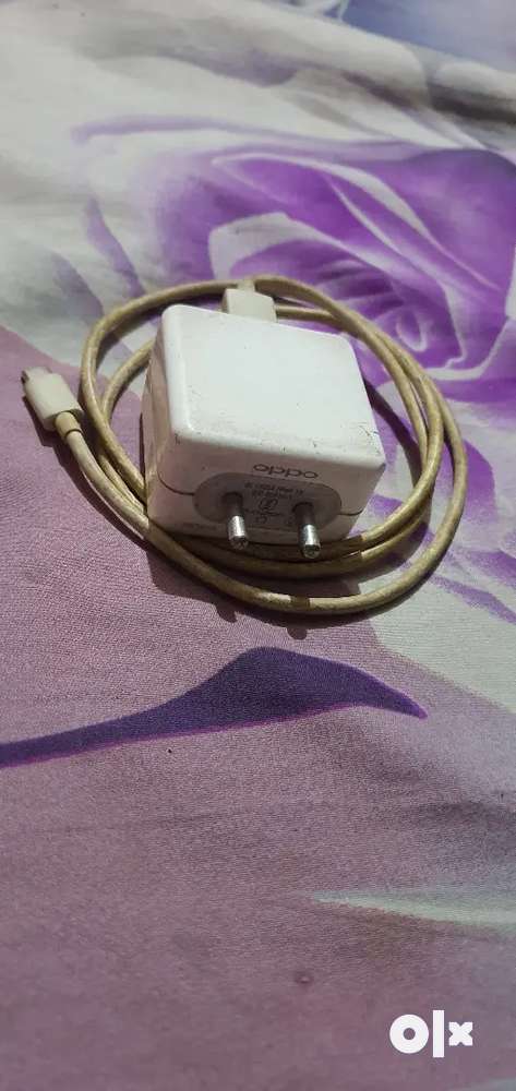 Oppo and Samsung chargers