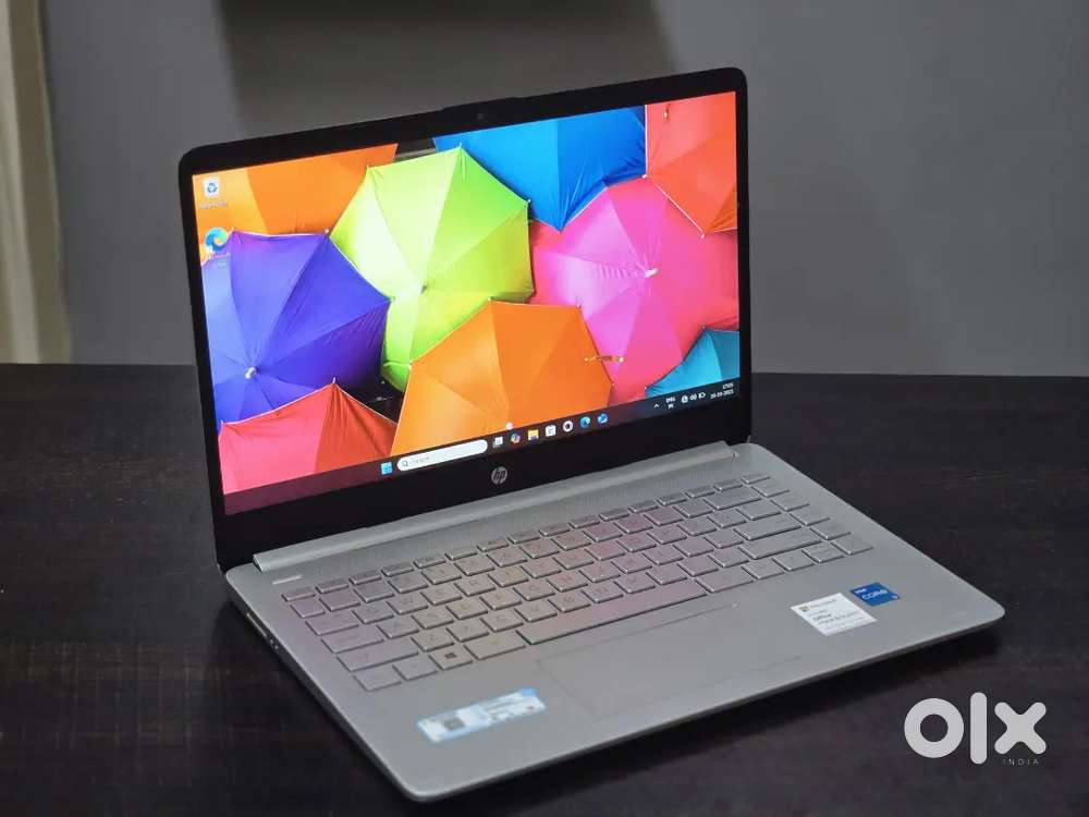 Hp i3 11th gen 8gb 256gb all ok tested non refurbished with warranty.