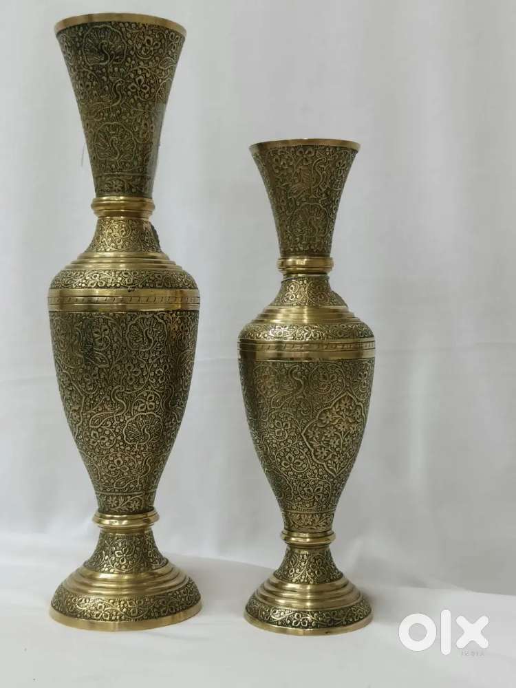 Antique pure brass solid heavy embossed mughlai vases 39 & 31 cm.