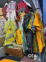 Sales boy required for Clothing store