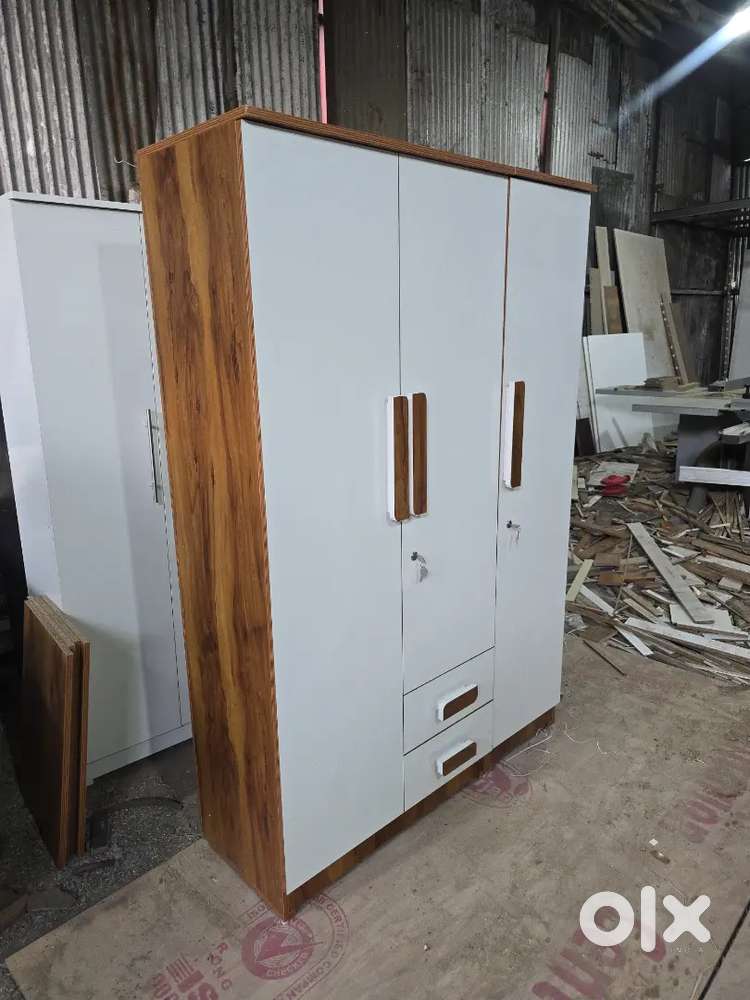 Brand new  3doorwardrobe