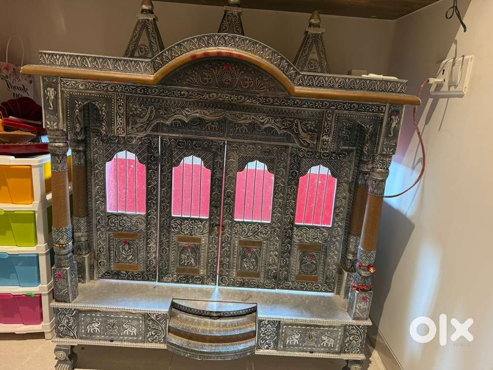 Big size oxidise mandir