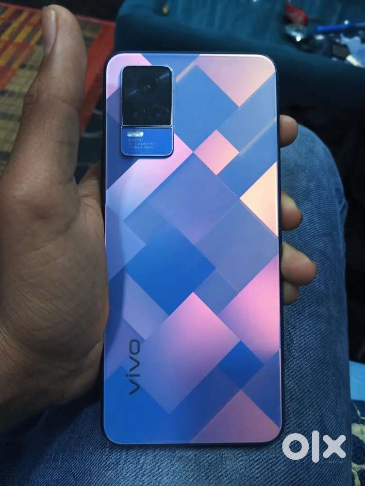 vivo y73 8128 gb available