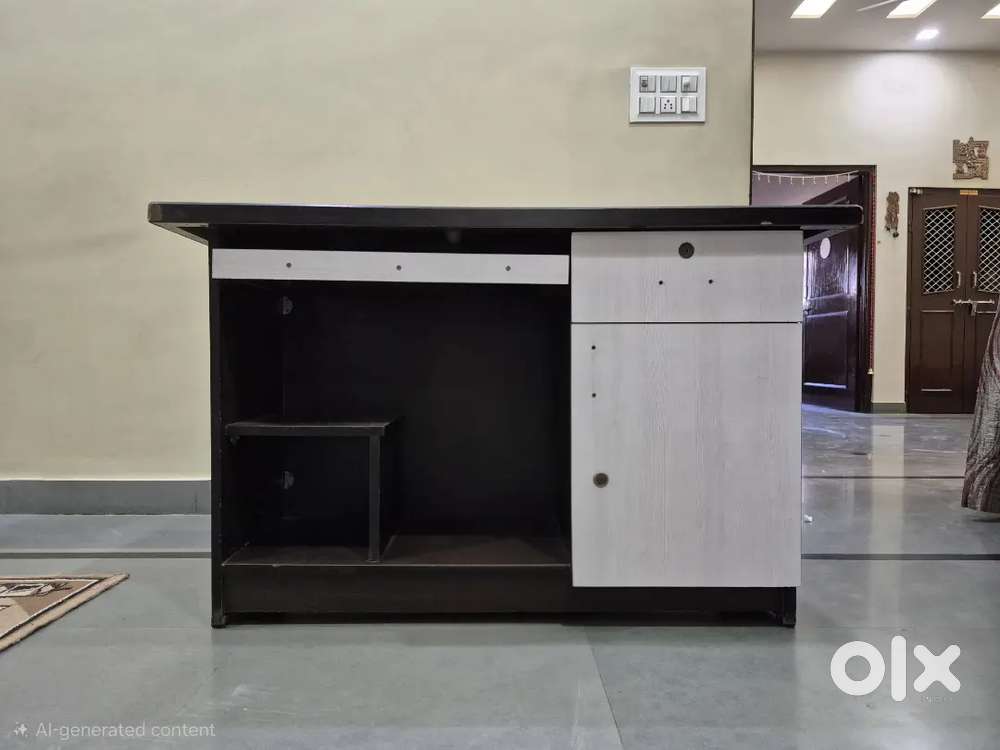 Study&Computer Table with Chair
