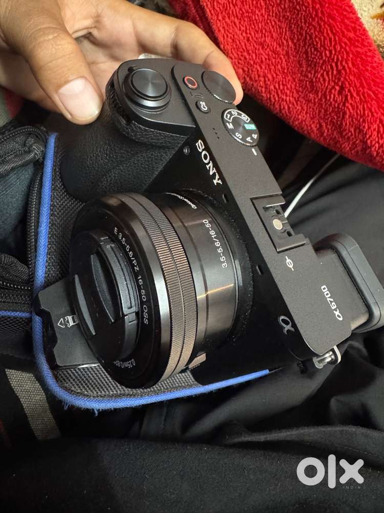 Sony a6700