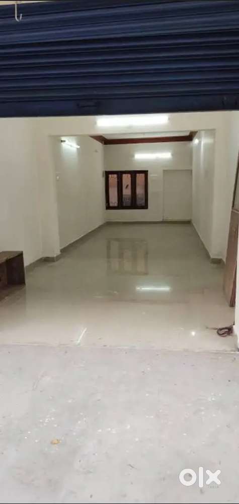 Shop hall for rent