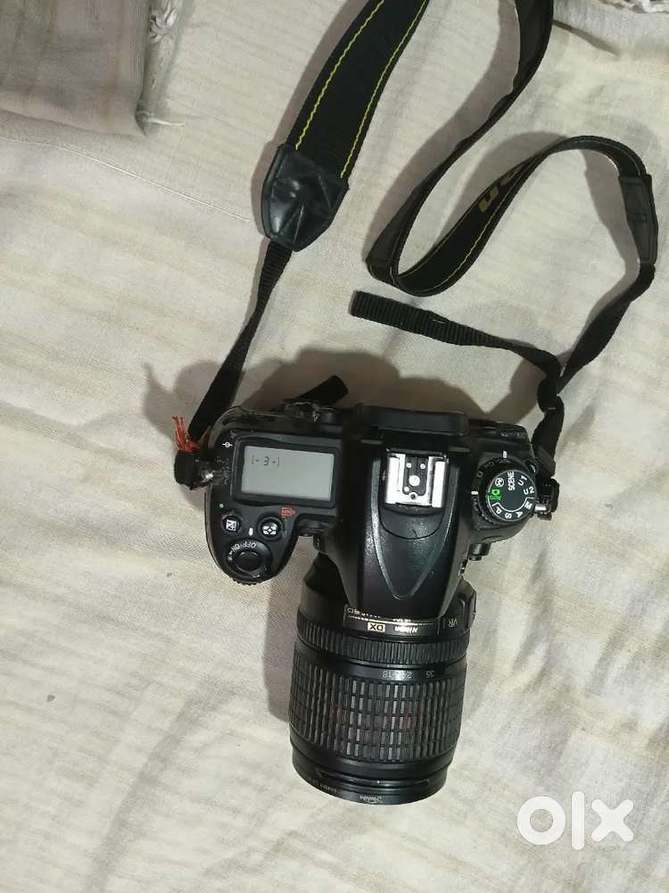 Camra d 7000