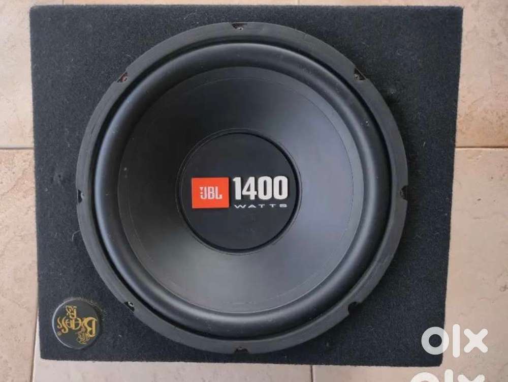 JBL 1400 watts subwofer in excellent condition
