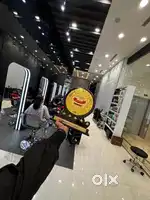 Salon manager